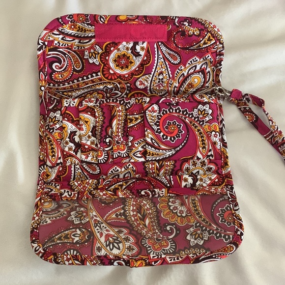 New Stephanie Dawn Quilted Crossbody Purse & matching Wallet - Picture 8 of 16